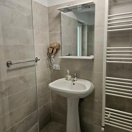 De Sub Padure Guest house